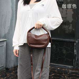 軟皮復古餃子包 百搭單肩背包斜挎女包包 小眾高級感女款斜背包推薦