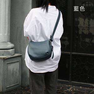 柔軟皮寬肩帶斜背包 女生真皮斜挎包 新款高級感單肩斜挎包 簡約時尚女包包