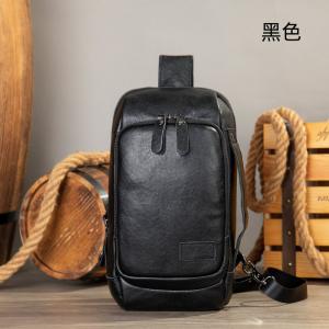 多功能真皮胸包 瘋馬皮男款斜挎胸包 USB接口頭層牛皮斜跨包 戶外運動潮牌胸前包可手提推薦