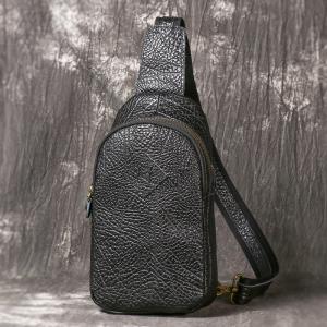 新款野牛皮胸包 復古男士真皮胸前包 休閑百搭斜挎包 新品旅行單肩包騎行小背包推薦