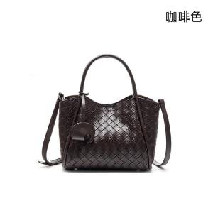 小眾真皮新款女士包包手袋 女式高級感手提包菜籃子 真皮斜挎單肩編織包斜背包推薦