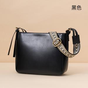 新款復古植鞣牛皮水桶包 女士潮流斜挎單肩包 真皮女包 女生頭層牛皮斜背包推薦