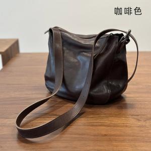 新款日系植鞣牛皮斜挎包 女生休閒風單肩包 真皮包包斜背包側背包 高級感水桶包推薦