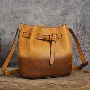 頭層牛皮手工擦色斜背包 植鞣皮多用途大容量女單肩包側背包 復古女生水桶包單肩背包推薦