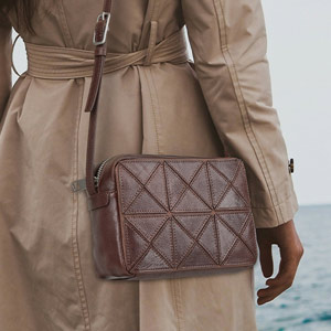 頭層植鞣皮新款菱格包 女生單肩包斜背包 復古輕便創意小方包 時尚少女單肩背包斜挎包推薦