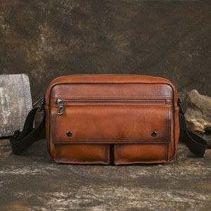 男士復古植鞣皮單肩包斜挎包 真皮男包 歐美新款小眾擦色做舊斜背包 頭層牛皮肩背包推薦