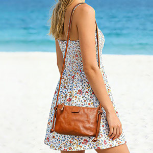 新款真皮小方包 女士單肩包 時尚百搭斜背包簡約女包 頭層牛皮橫款手機包推薦