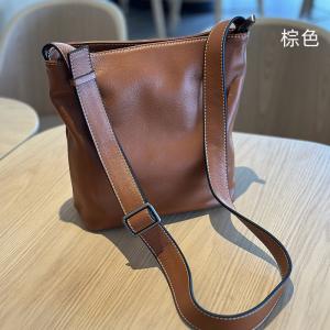 新款日系休閑牛皮斜挎包 復古百搭真皮女包 頭層牛皮單肩包女水桶包軟皮斜背包推薦