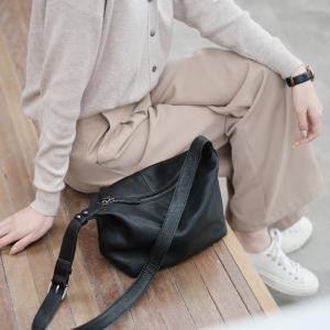 復古真皮女士斜挎餃子包 輕便小巧單肩包 新款潮流百搭休閑女包植鞣牛皮斜背包推薦 