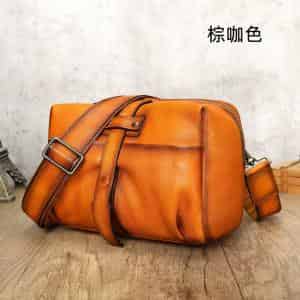 復古擦色斜背包 瘋馬皮男士單肩背包側背包 頭層牛皮郵差包 真皮休閑肩背包推薦