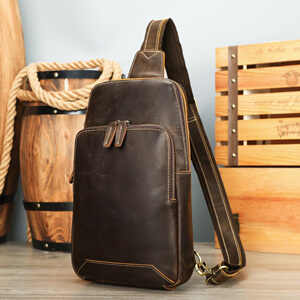 新款復古瘋馬皮胸前包 頭層牛皮斜背包 男士休閑運動背包 戶外真皮胸包斜跨包推薦