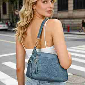 壓花設計頭層牛皮斜挎包 時尚百搭女士單肩包斜背包 氣質熟女真皮側背包 通勤腋下包推薦