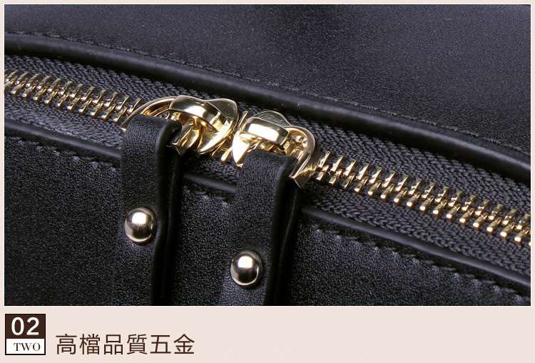 天使之翼設計 個性鉚釘包 歐美真皮後背包 女士牛皮雙肩包 翅膀包真皮女包  真皮包包