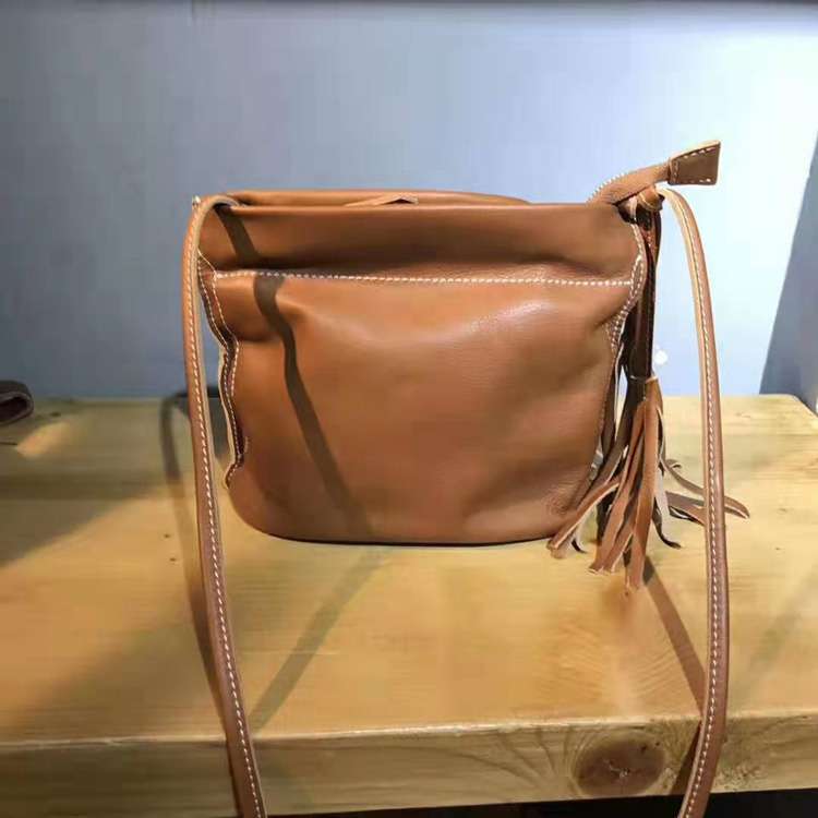 新品復古森女流蘇包 手工軟皮手機包 頭層牛皮女士流蘇斜挎單肩包 斜挎小方包 真皮女包