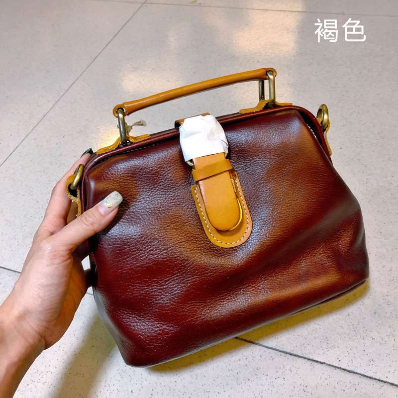 植鞣牛皮手提包 頭層牛皮肩背包 女式斜挎包 樹羔皮女包 手工醫生包斜背包 真皮包包