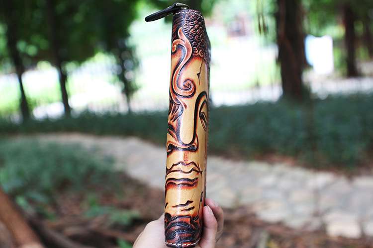 佛魔手工植鞣牛皮雕花皮夾 頭層牛皮錢包 真皮長款皮夾 一念之間手拿錢包夾