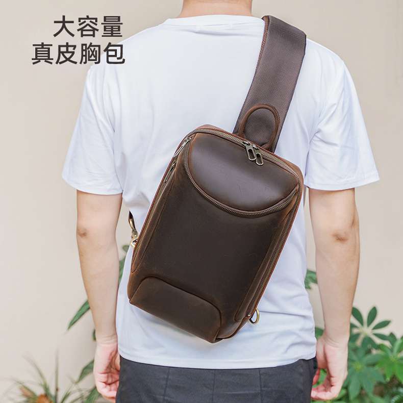 真皮運動胸包 可左右切換透氣減壓背包 多功能單肩包 戶外大容量斜挎包 歐美復古瘋馬皮斜背包 真皮包包男包