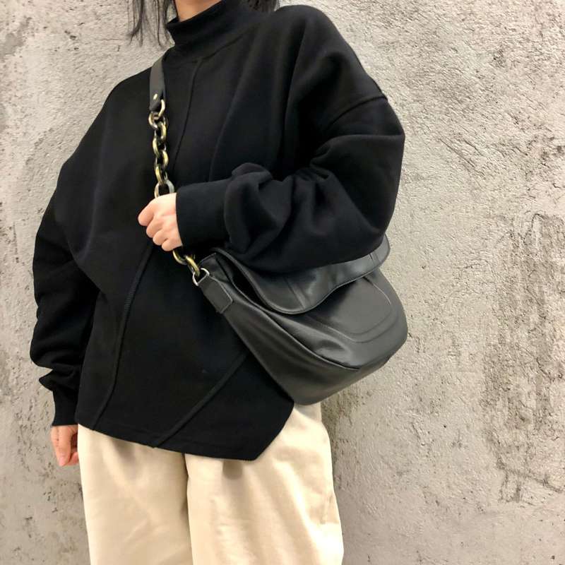 真皮復古手工斜背包 頭層牛皮單肩包 女生斜挎包 大容量腋下包 女款肩背包托特包 真皮包包
