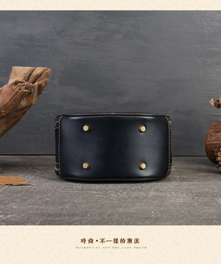 烙畫小鹿小圓包 真皮女包 復古新款文藝斜挎包 百搭單肩包 高端烙畫質感斜背包 真皮包包