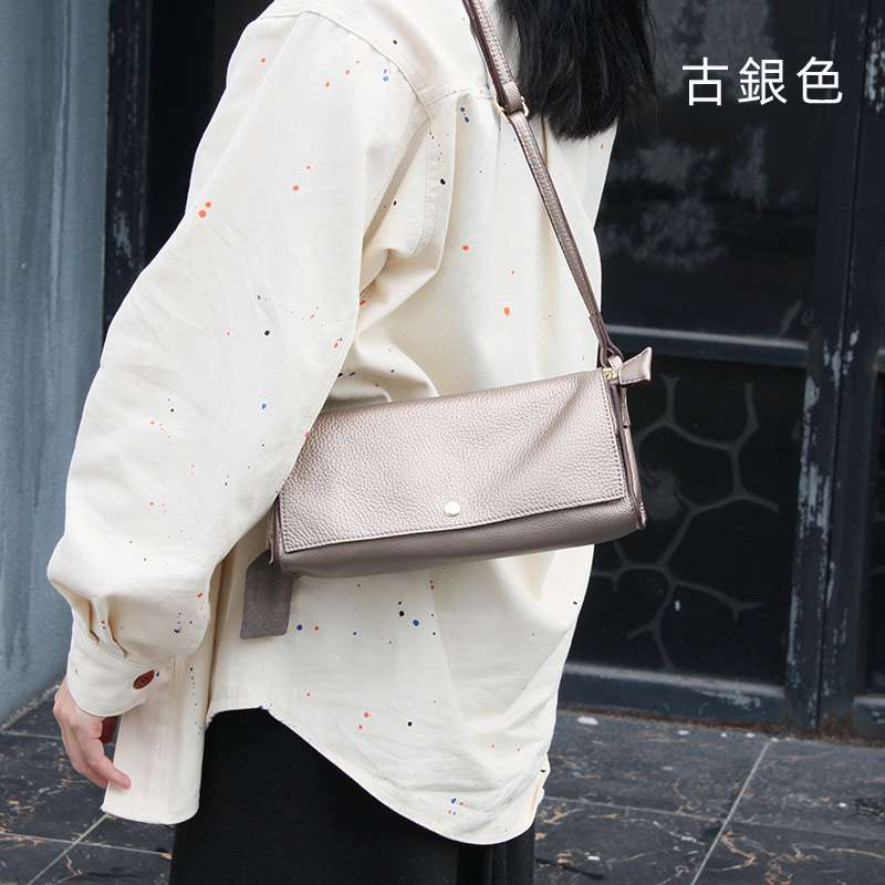 森系軟皮小方包 頭層牛皮女士單肩包 復古斜挎包 簡約韓版小包包女斜背包 真皮包包
