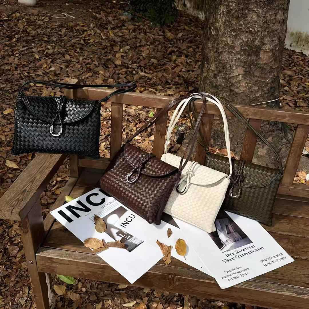 歐美復古真皮女包 大容量編織包托特包 女生斜挎包 新款腋下單肩包斜背包推薦 真皮包包