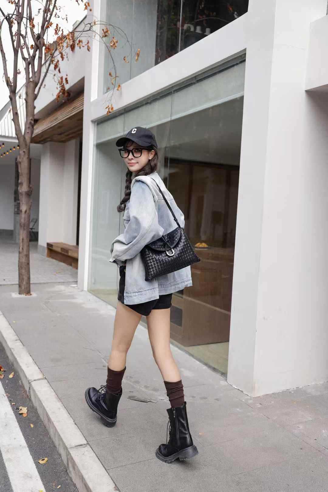 歐美復古真皮女包 大容量編織包托特包 女生斜挎包 新款腋下單肩包斜背包推薦 真皮包包