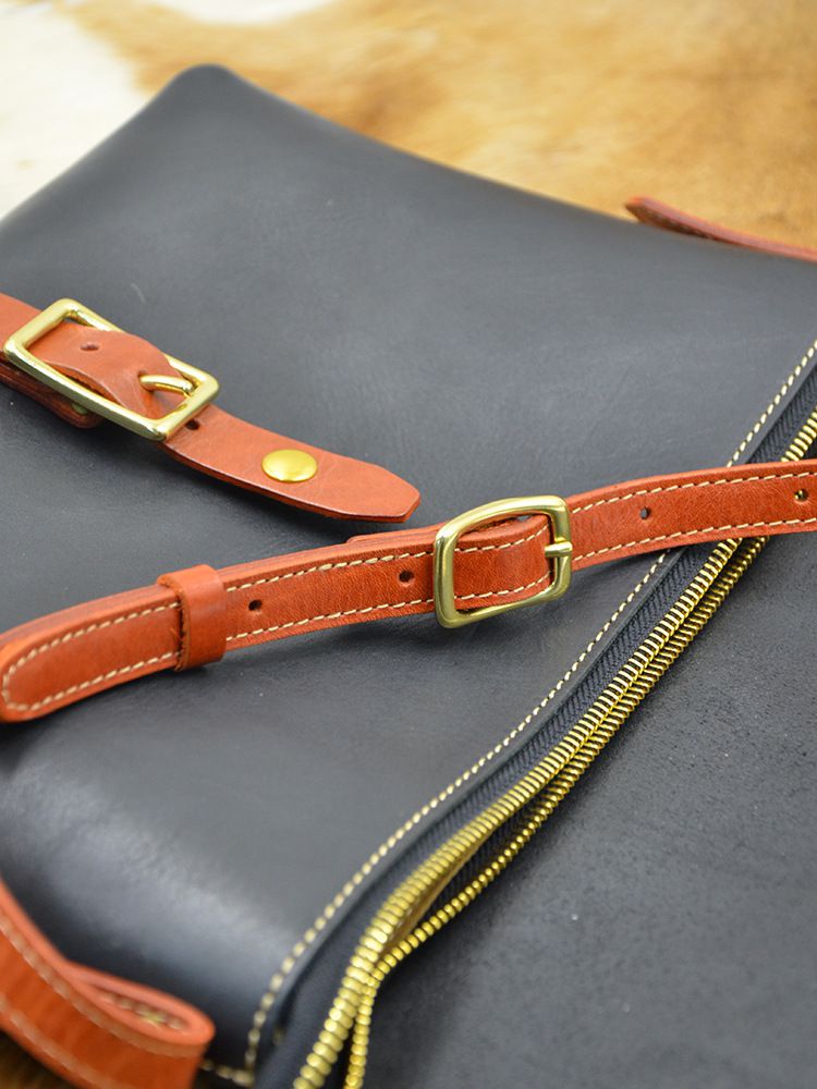 新款植鞣皮頭層牛皮手工女包 樹膏皮復古斜挎包機車包 休閑女生斜背包跨包推薦 真皮包包