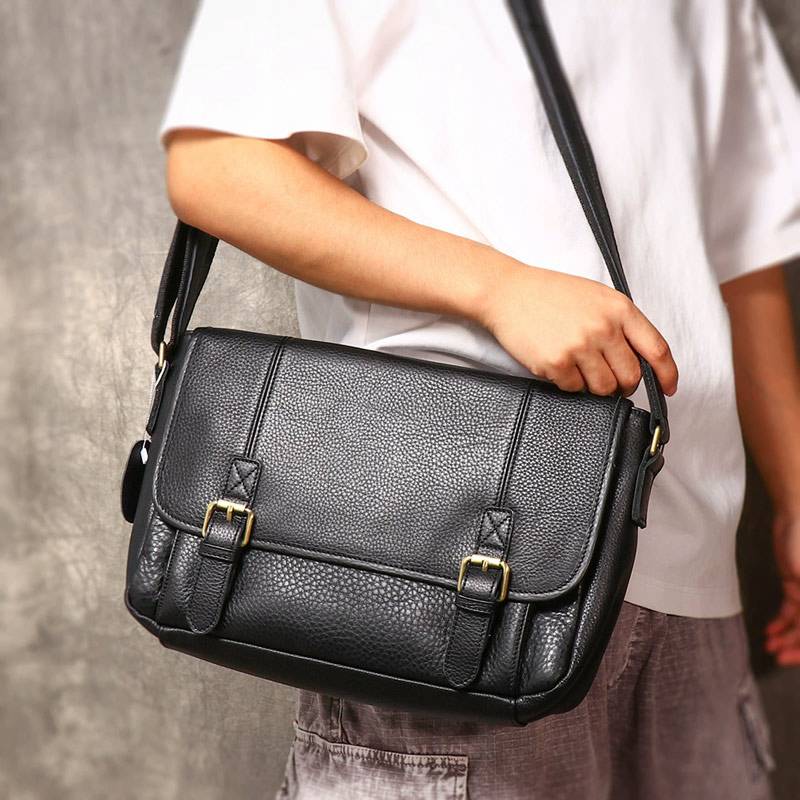 新款真皮單肩包 頭層牛皮斜挎包 大容量個性百搭郵差包 ipad包包斜背包推薦 真皮包包