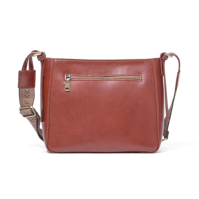 新款復古植鞣牛皮水桶包 女士潮流斜挎單肩包 真皮女包 女生頭層牛皮斜背包推薦 真皮包包