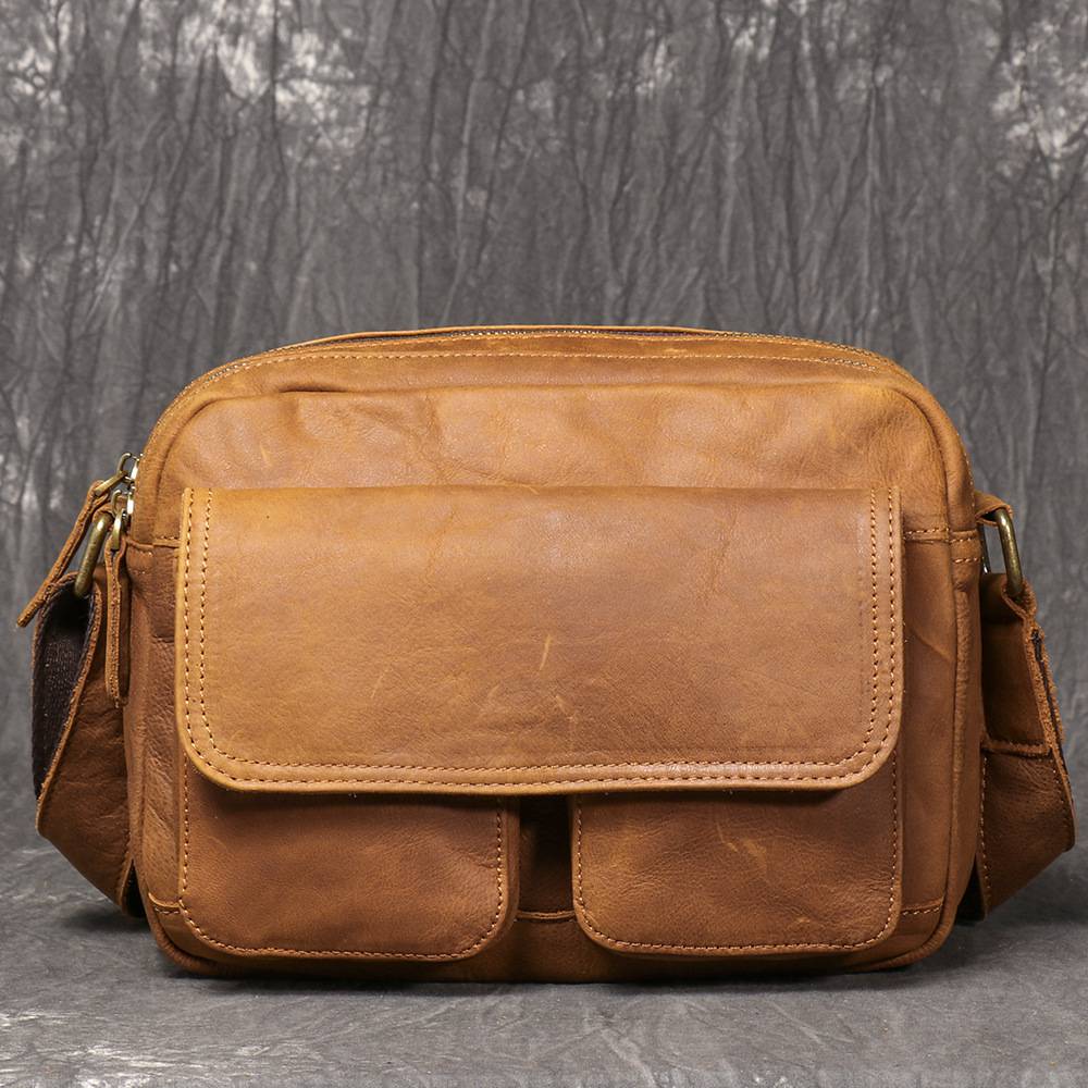 新款歐美復古磨砂皮斜背包 男士真皮單肩包斜挎背包 頭層牛皮郵差包 時尚百搭小方包推薦  真皮包包