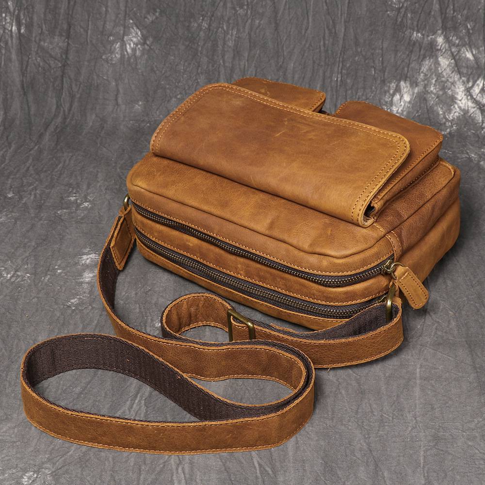 新款歐美復古磨砂皮斜背包 男士真皮單肩包斜挎背包 頭層牛皮郵差包 時尚百搭小方包推薦  真皮包包