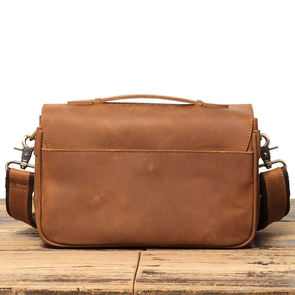 新款歐美復古數位相機包 頭層牛皮斜挎包 瘋馬皮單眼攝影包 單反相機包 男士休閒真皮斜背包推薦 真皮包包