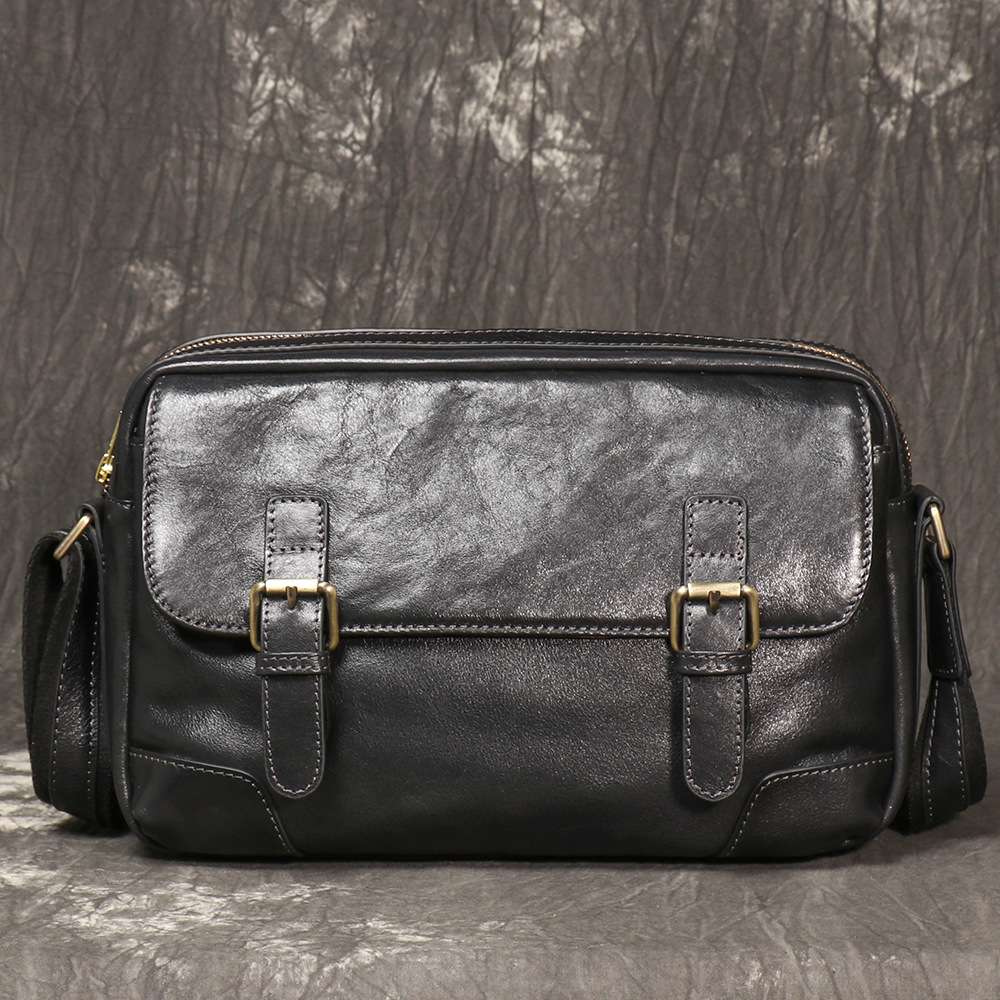 新款男士真皮郵差包 女生頭層牛皮學院風斜挎包 通勤單肩包劍橋包 復古斜背包推薦 真皮包包