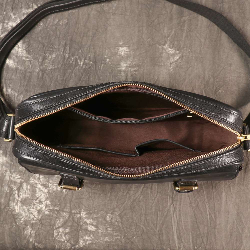 新款男士真皮郵差包 女生頭層牛皮學院風斜挎包 通勤單肩包劍橋包 復古斜背包推薦 真皮包包