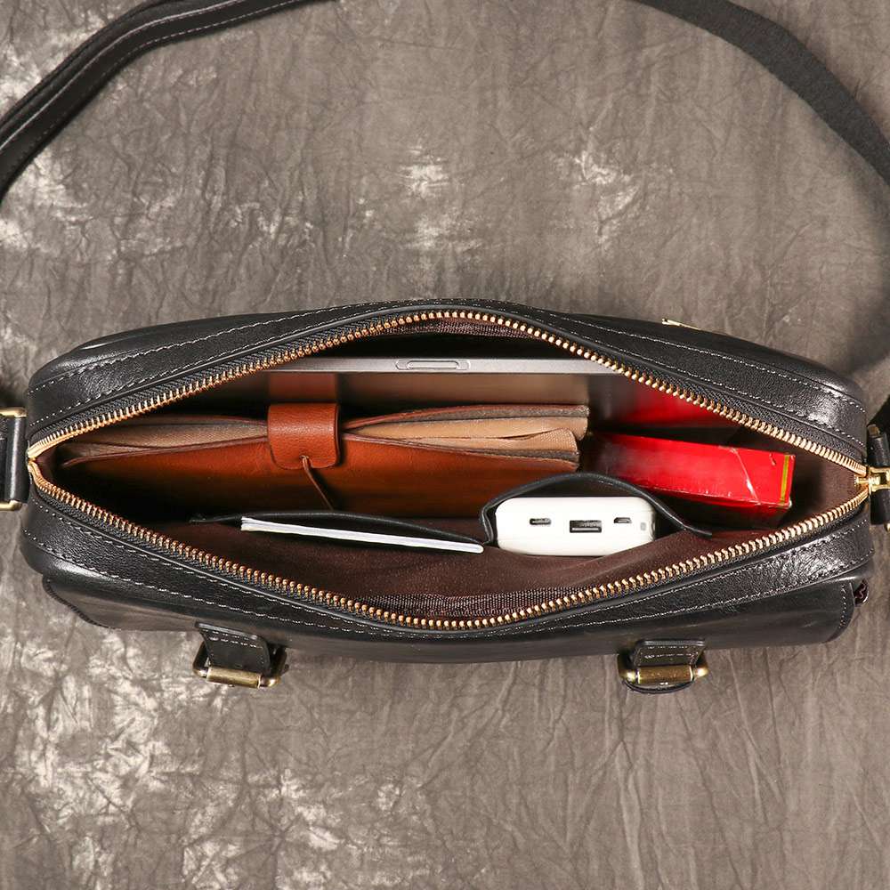 新款男士真皮郵差包 女生頭層牛皮學院風斜挎包 通勤單肩包劍橋包 復古斜背包推薦 真皮包包