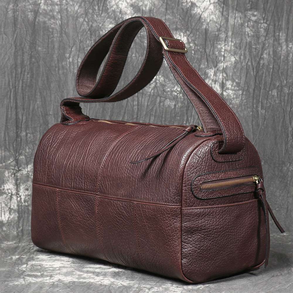 新款歐美復古男真皮旅行包 頭層牛皮單肩包斜背包 大容量斜挎包出差收納旅行袋郵差包推薦 真皮包包