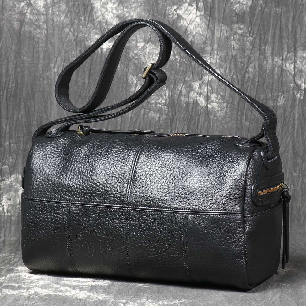 新款歐美復古男真皮旅行包 頭層牛皮單肩包斜背包 大容量斜挎包出差收納旅行袋郵差包推薦 真皮包包