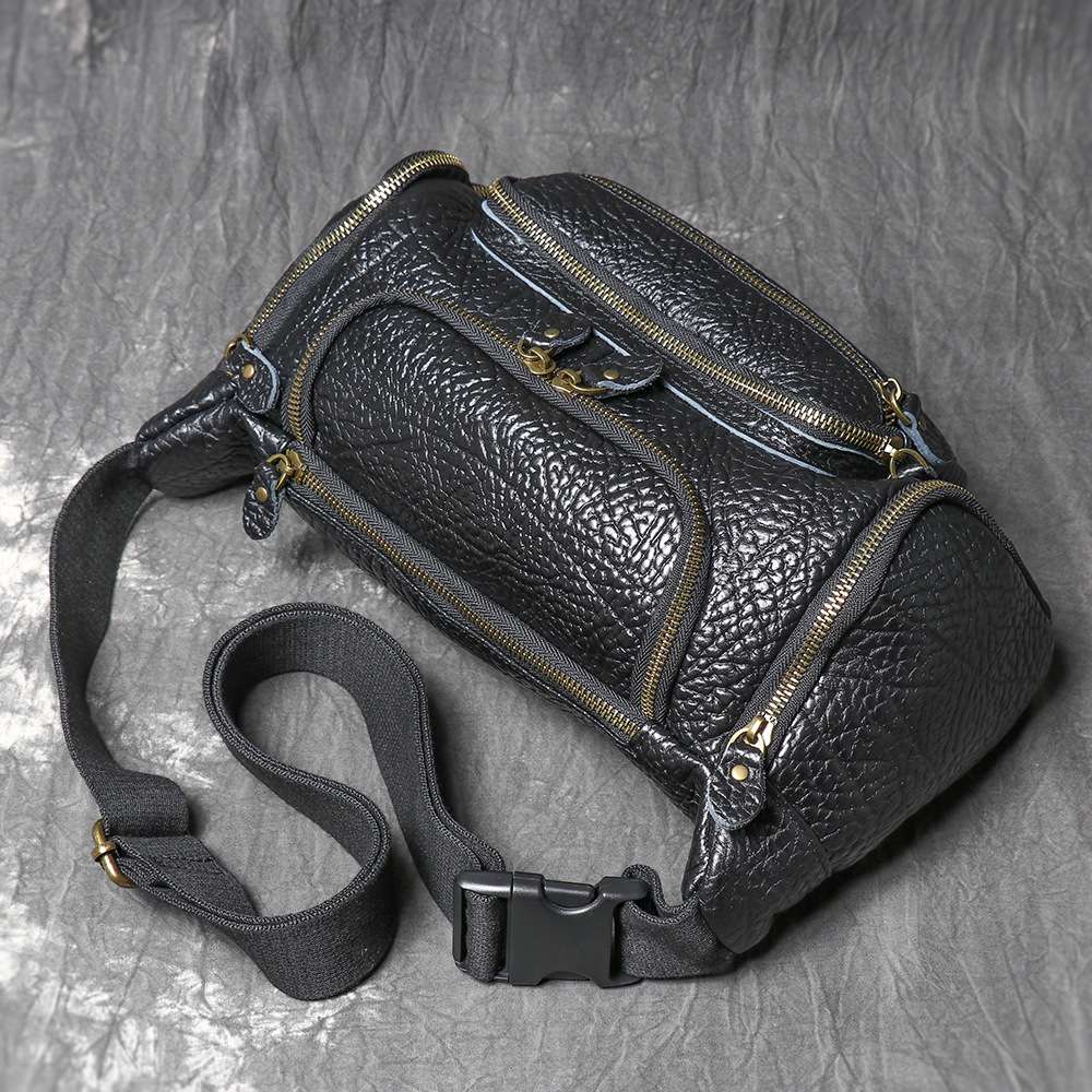 野牛皮單肩斜挎包 大容量牛皮腰包 多功能背包生意老闆包 新款男包真皮男士胸包斜背包推薦 真皮包包