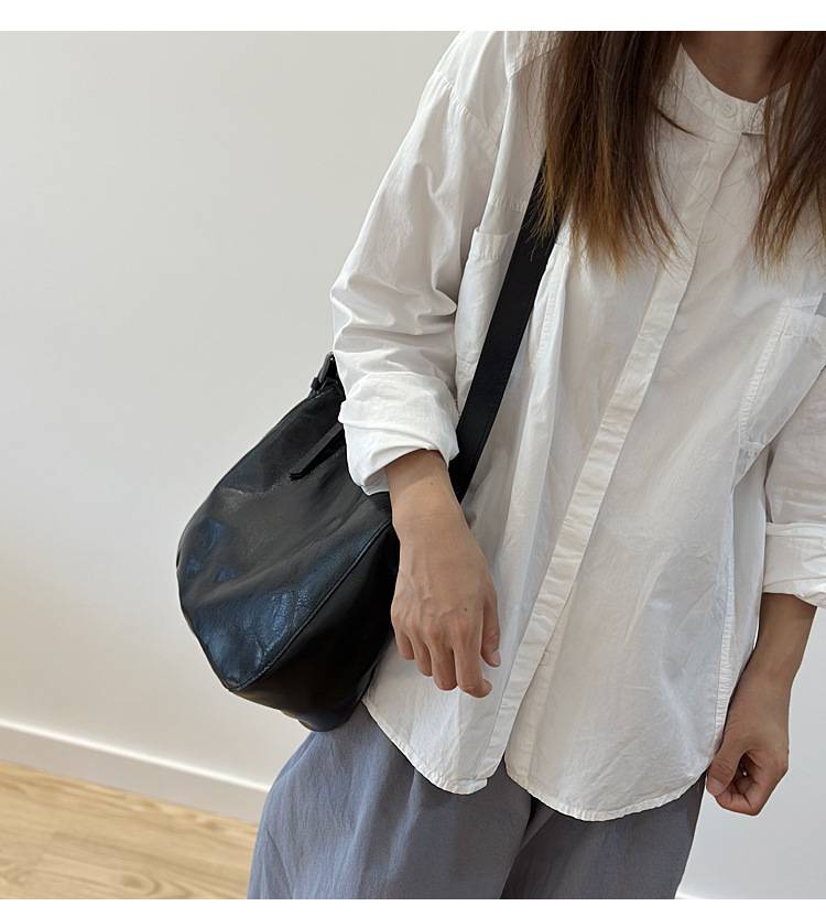 新款日系植鞣牛皮斜挎包 女生休閒風單肩包 真皮包包斜背包側背包 高級感水桶包推薦 真皮包包