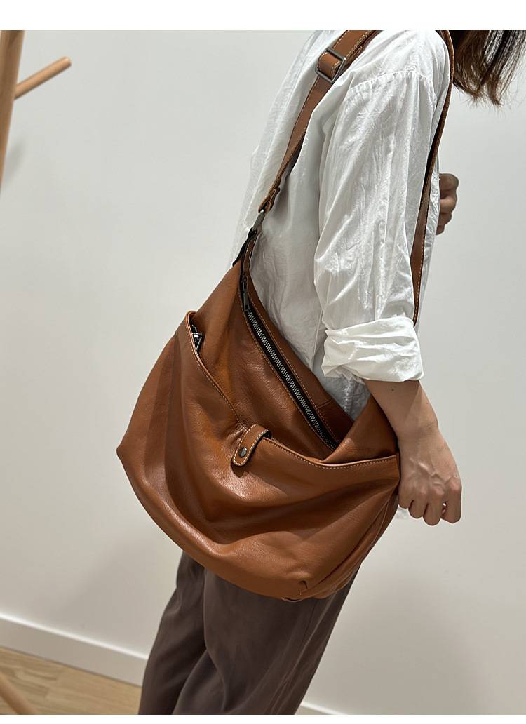 韓版真皮女包 復古軟皮大包包單肩包 女生斜挎包 頭層牛皮百搭跨包 港風休閒包包推薦 真皮包包