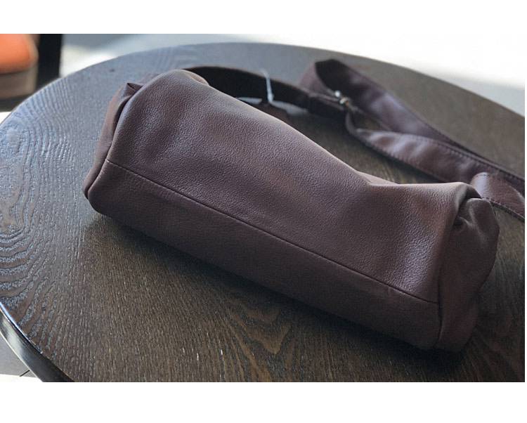 新款圓筒小包 軟皮復古單肩包 頭層牛皮褶皺女包 自然摔頭層牛皮斜背包柔軟新款休閒包包推薦 真皮包包