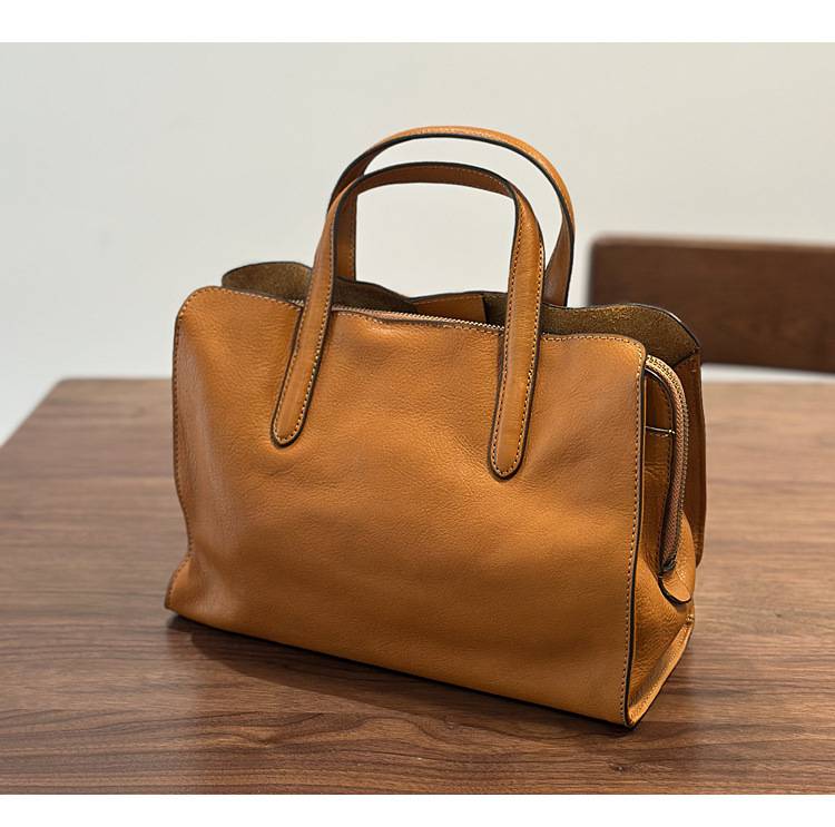 新款頭層樹膏皮手提包 植鞣牛皮斜背包包 頭層牛皮女式休閒百搭托特包 真皮單肩斜挎包推薦 真皮包包