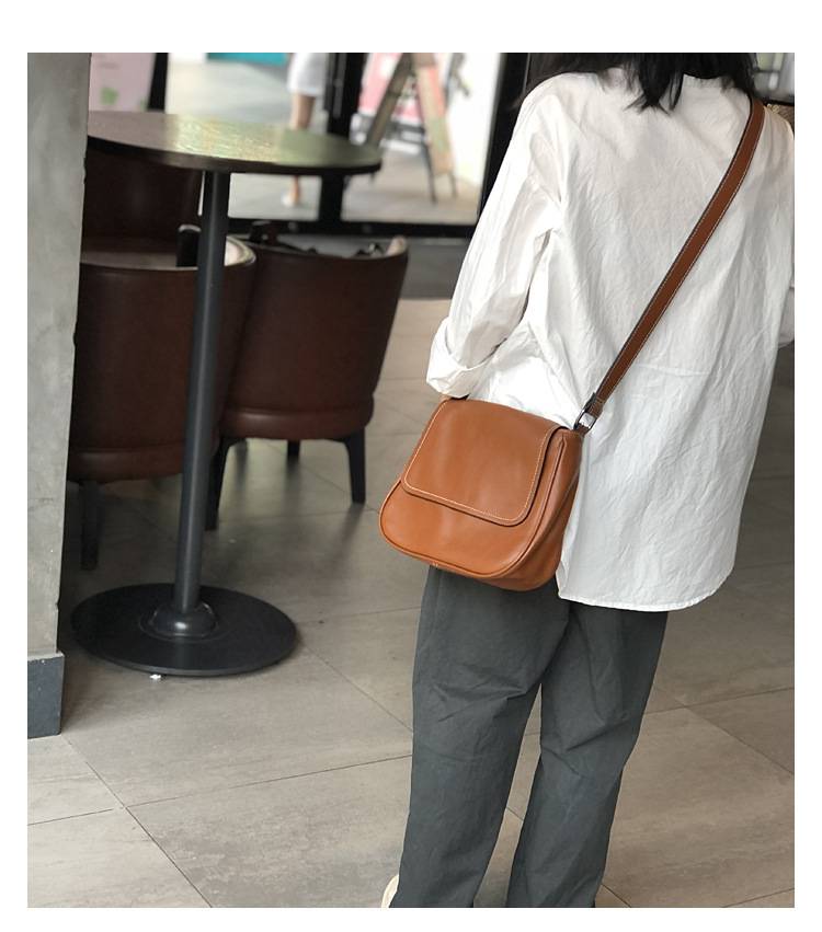 翻蓋新款真皮女包單肩包 休閒女士斜挎包 簡約休閒斜背包 女生頭層皮郵差包推薦 真皮包包
