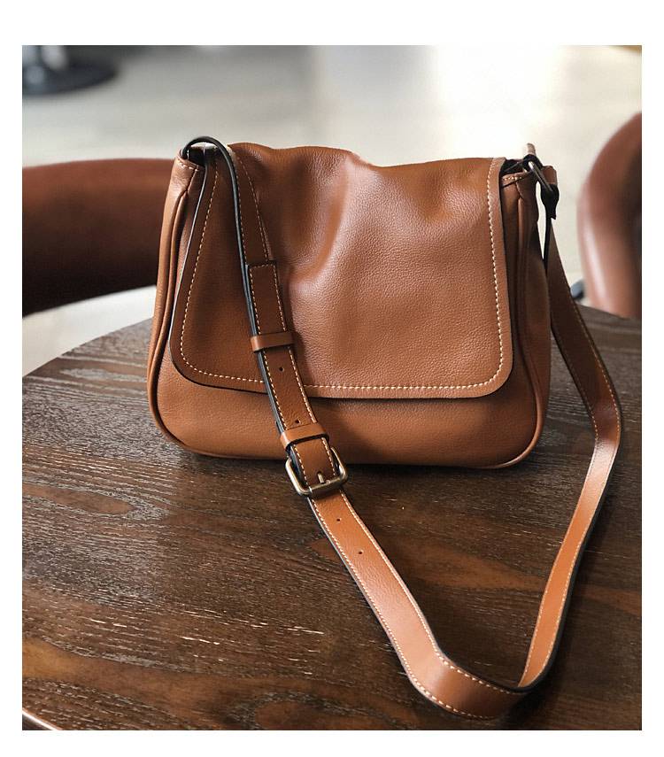 翻蓋新款真皮女包單肩包 休閒女士斜挎包 簡約休閒斜背包 女生頭層皮郵差包推薦 真皮包包