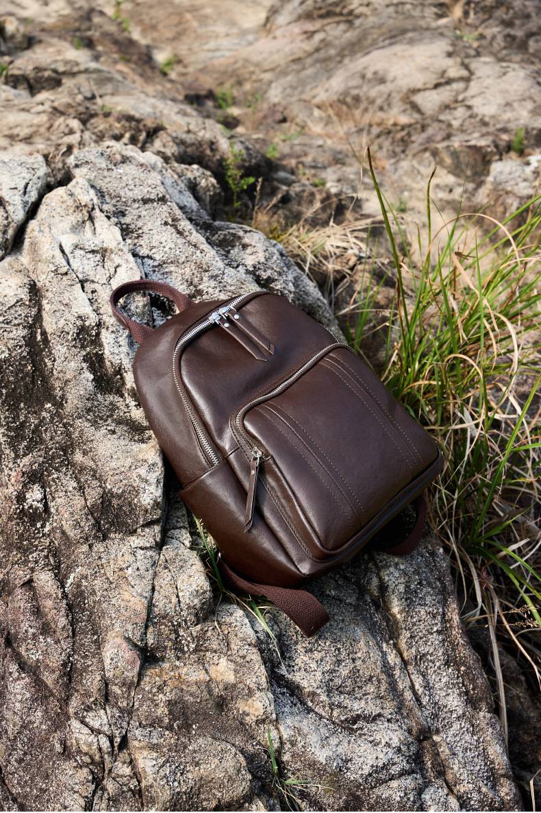 新款頭層植鞣牛皮後背包 歐美時尚雙肩包 女生學生書包 真皮女包 大容量軟皮多用女士背包推薦包 真皮包包