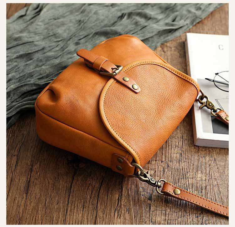 新款復古文藝范女包 手工植鞣皮斜背包 簡約軟皮真皮斜挎包單肩背包側背包推薦 真皮包包