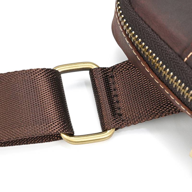 瘋馬皮斜背包 真皮休閑小方包 新款男士單肩背包斜跨包 簡約百搭手機包斜挎包推薦 真皮包包