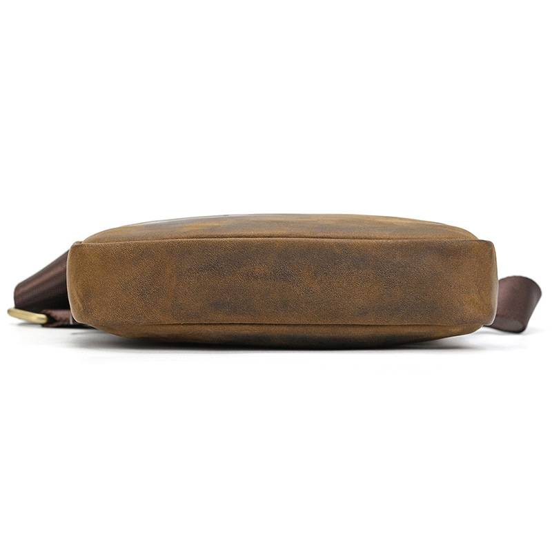 瘋馬皮斜背包 真皮休閑小方包 新款男士單肩背包斜跨包 簡約百搭手機包斜挎包推薦 真皮包包