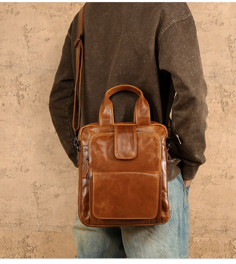 新款真皮斜挎包 多功能休閒手提包 通勤豎款手袋 復古斜背包大容量男士包包推薦 真皮包包