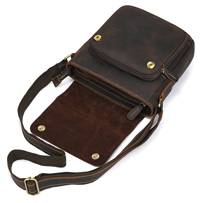 新款復古男士單肩包 瘋馬皮郵差包斜背包 真皮側背包斜挎包 頭層牛皮旅行斜跨包推薦 真皮包包